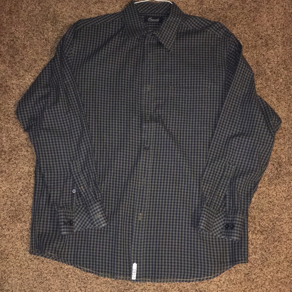 Men's Longsleeve Button Down Shirt-Large